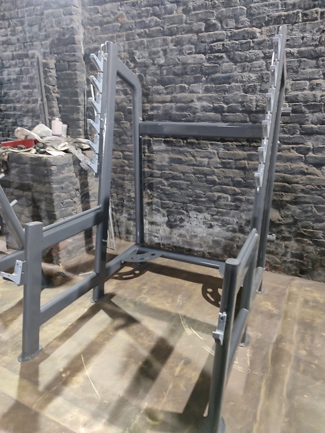 Gym Squat Rack Application: Endurance