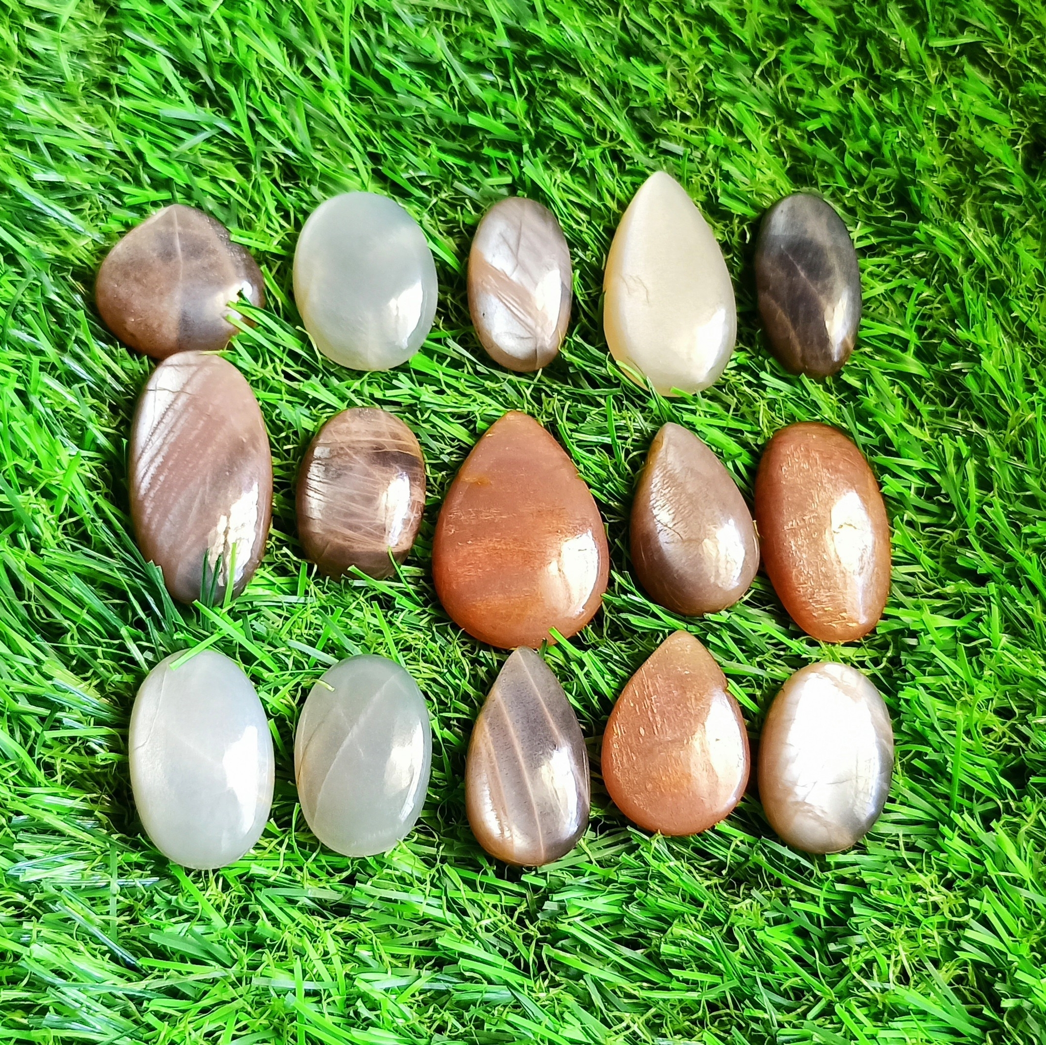 Gray Moonstone Cabochons Grade: Top