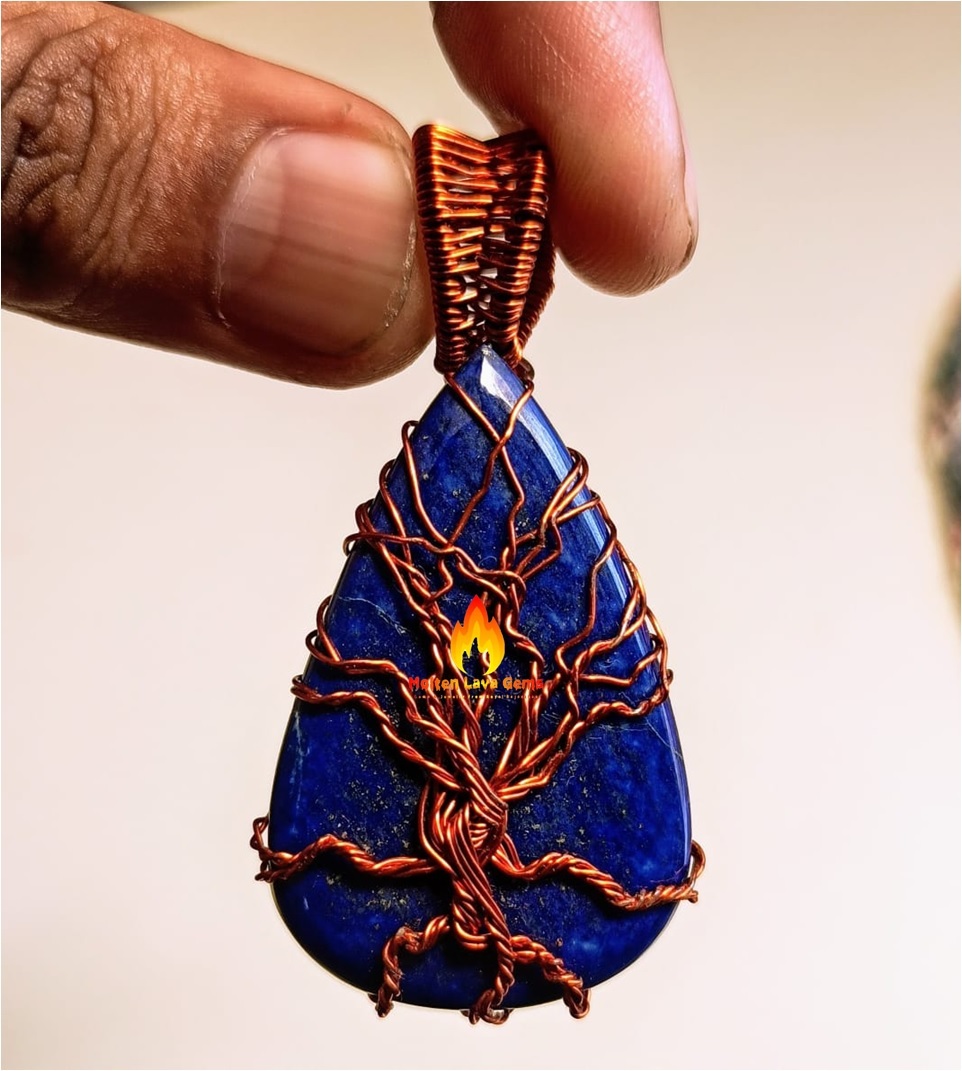 Labradorite Tree Pendant Grade: Top