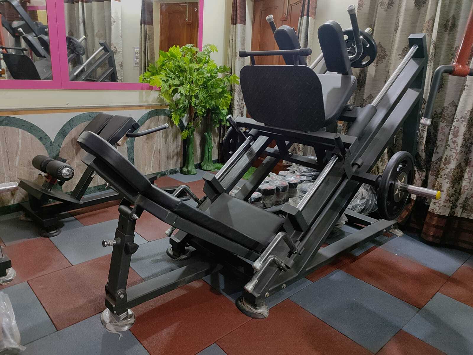 Leg Press With Hack Squat Machine - 4x2 Inch Rectangular 12 Gauge Apollo Isi Pipe, Black Soft Foam Seat | Advanced Double Effect Welding, Adjustable For Muscle Gain, 1-year Warranty