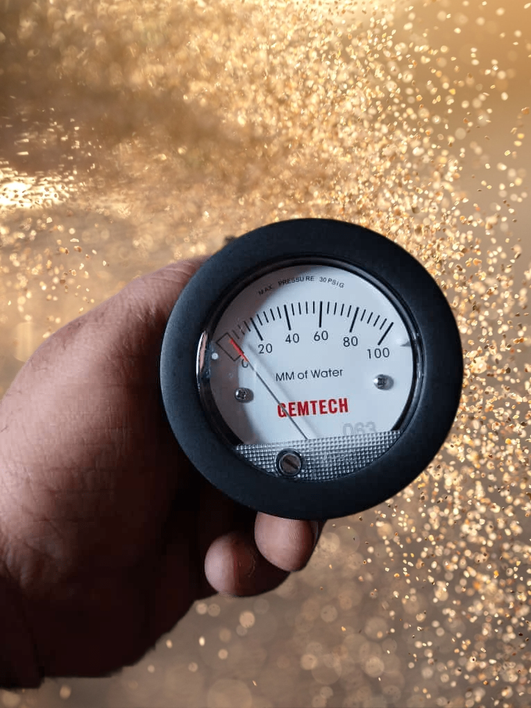 Mini Differential Pressure Gauge Gemtech Range 0-0.5 Inch Accuracy: A 5% Of Fs At 70a F (21.1a C)