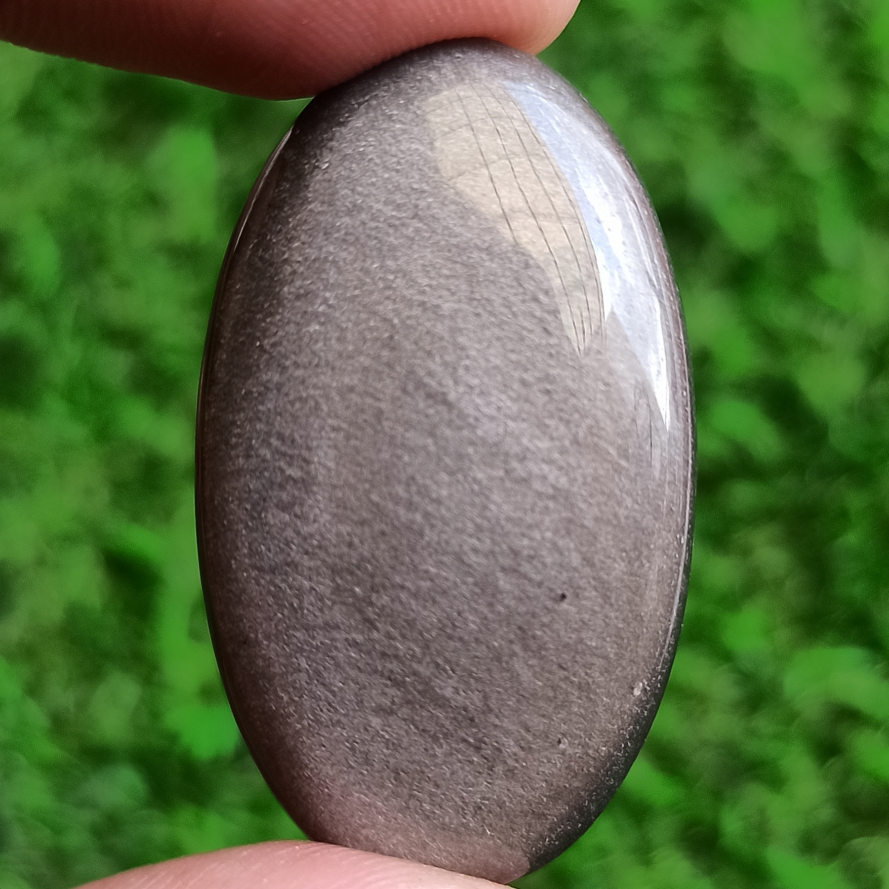 Silver Obsedian Cabochon Grade: Top