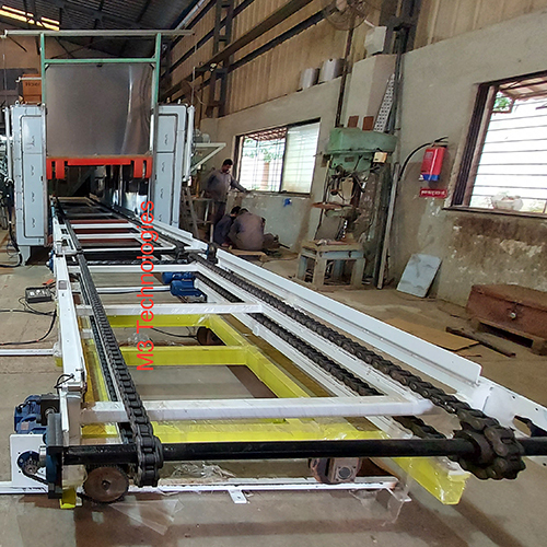 Chain Conveyor - Stainless Steel, Different Sizes Available | Industrial Use, Heat Resistant, Flat Belt Design