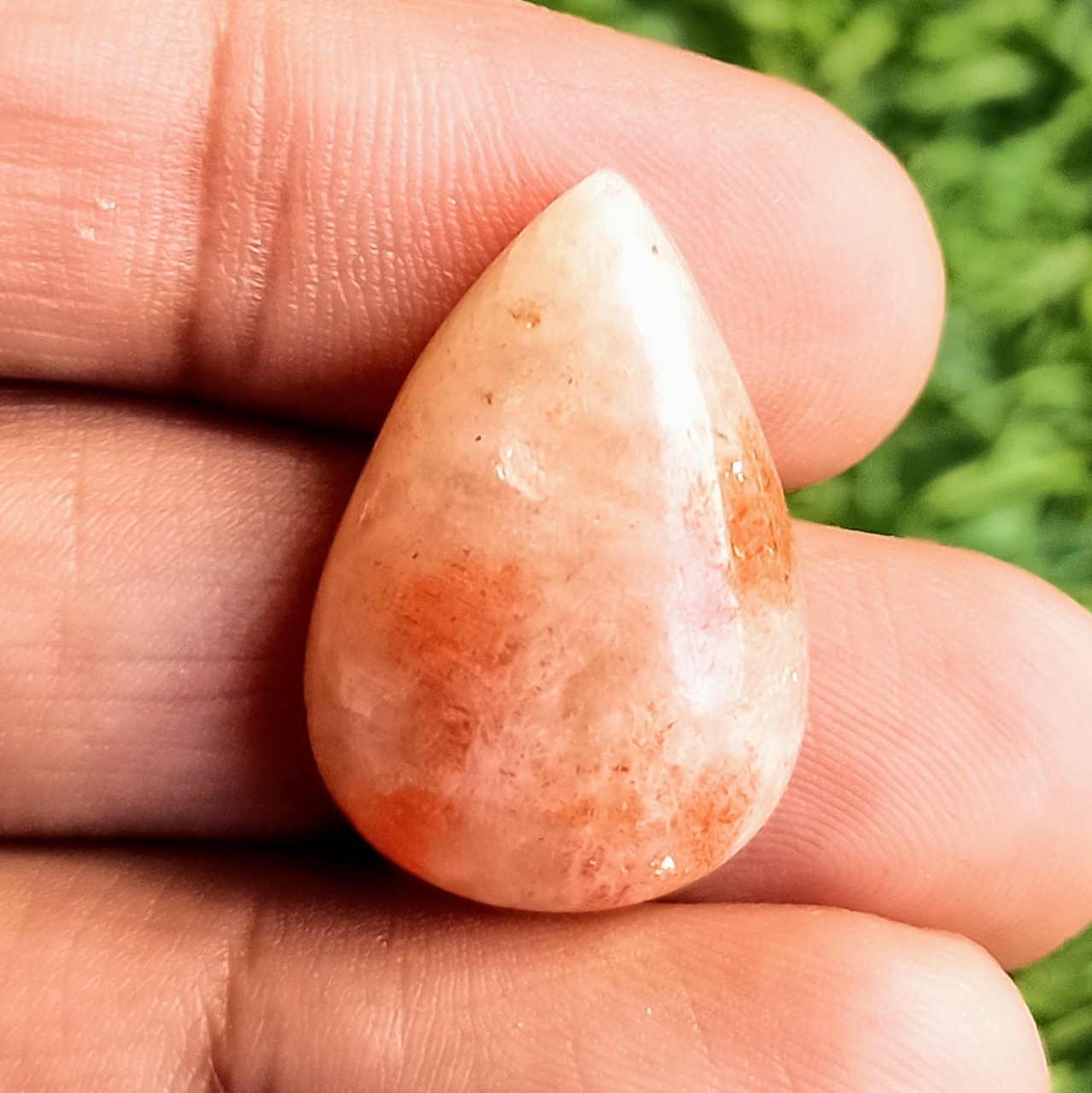 Sunstone Cabochon Grade: Top