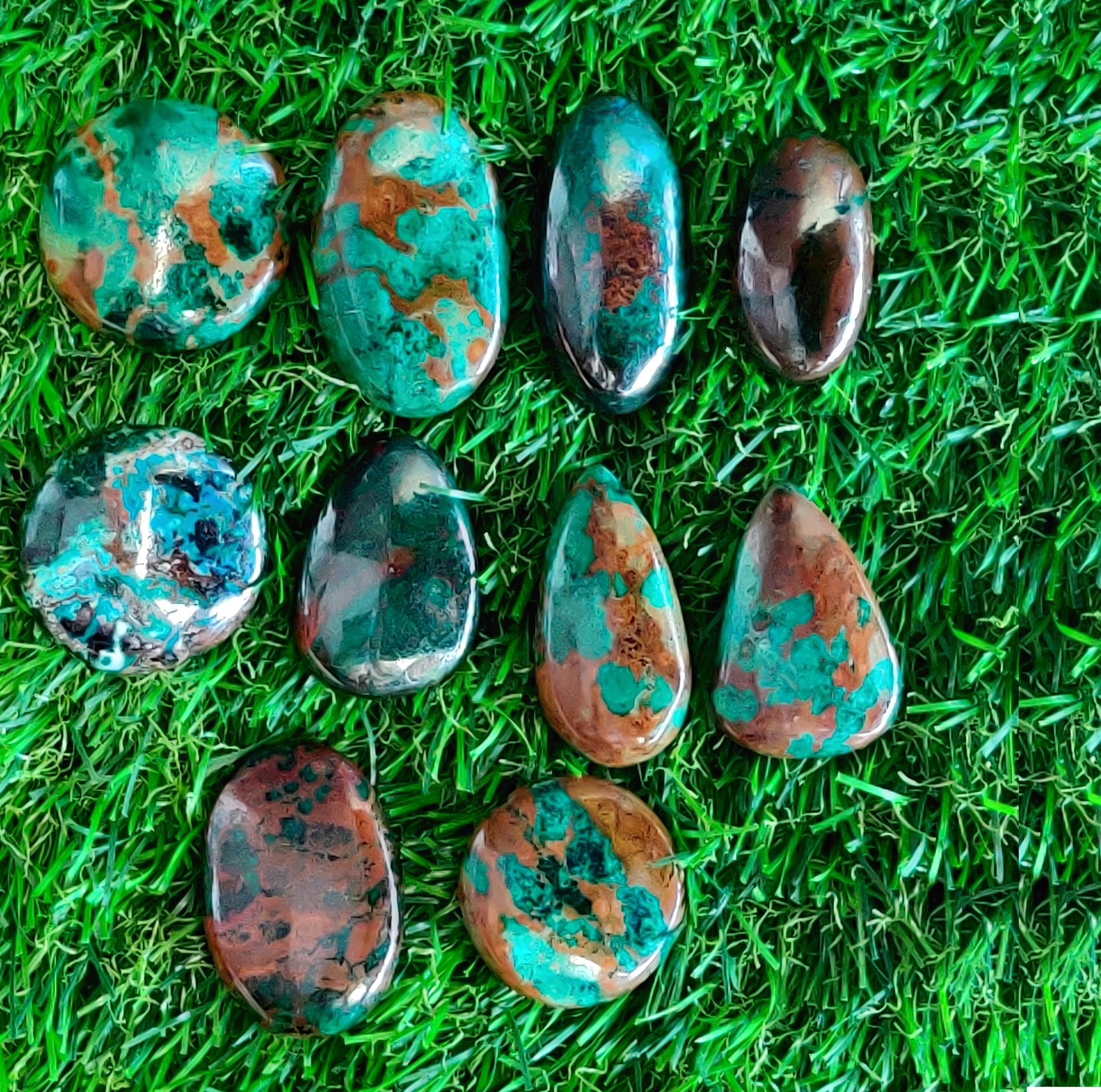 Chrysocolla Cabochon Grade: Top