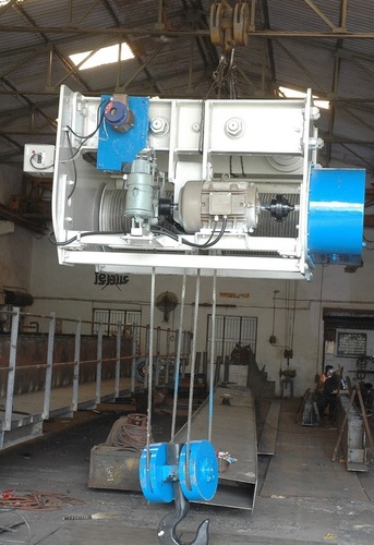 Electric CT Motor Hoist - Electric Powered, Wire Rope Sling, Heavy Load Capacity | Different Sizes Available, Remote Control Operation, Ideal for Industrial Usage