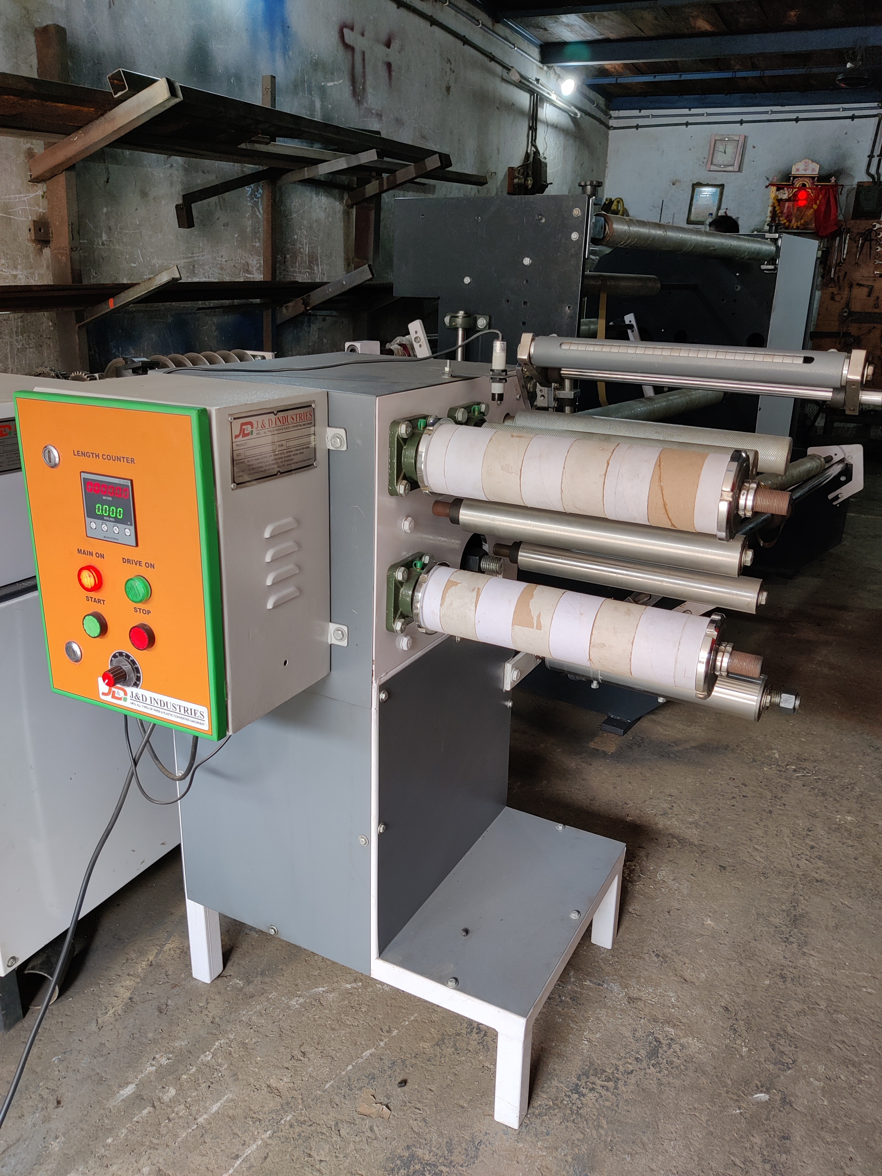 Semi Automatic Bopp Self Adhesive Tape Machine