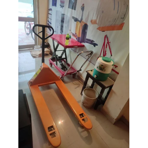 Hand Pallet Dealer Gurgaon Lifting Capacity: 2.5 Ton Tonne