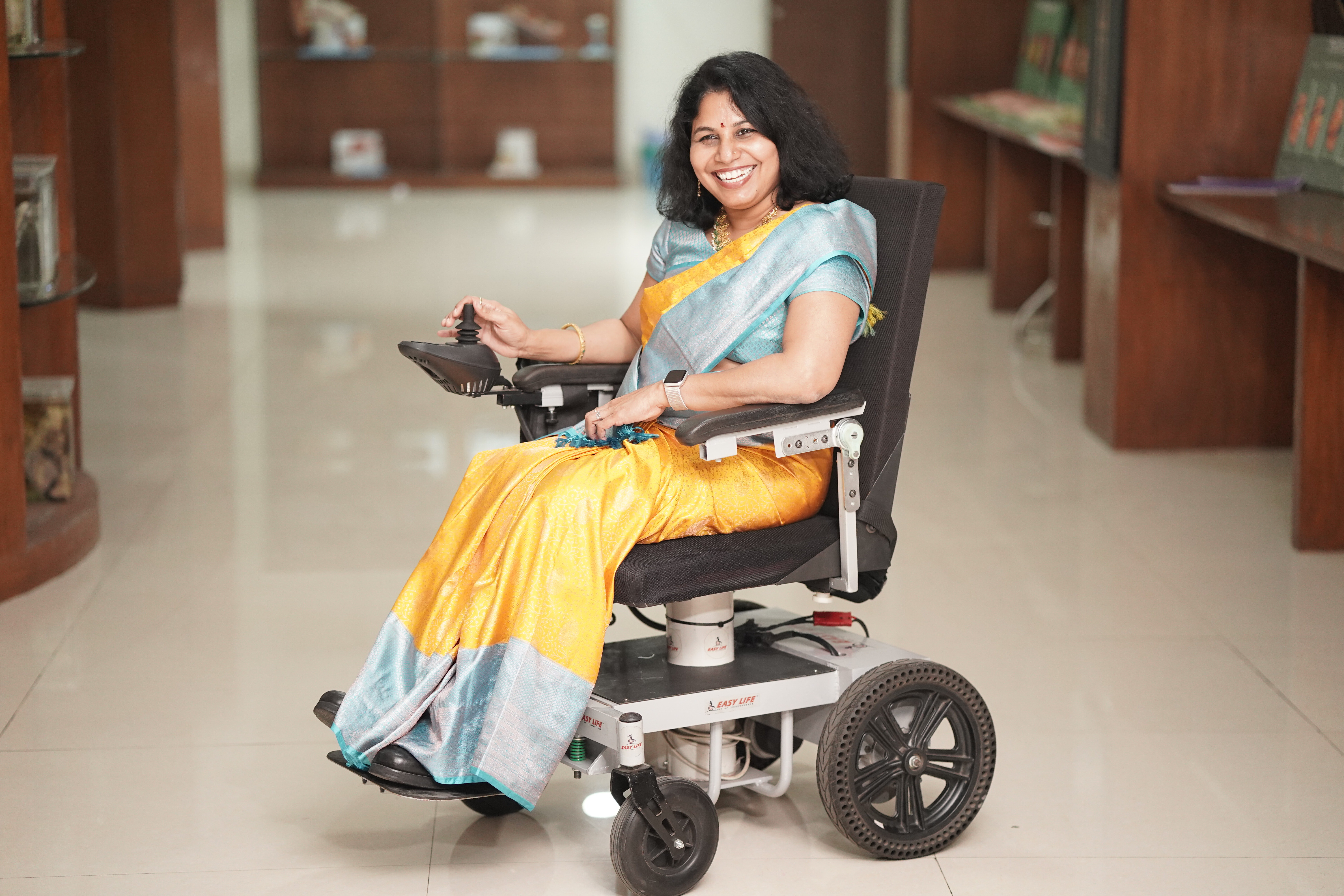 Height Adjustable Automatic Wheelchair