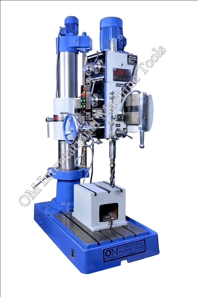 Blue All Geared Radial Drill Machine