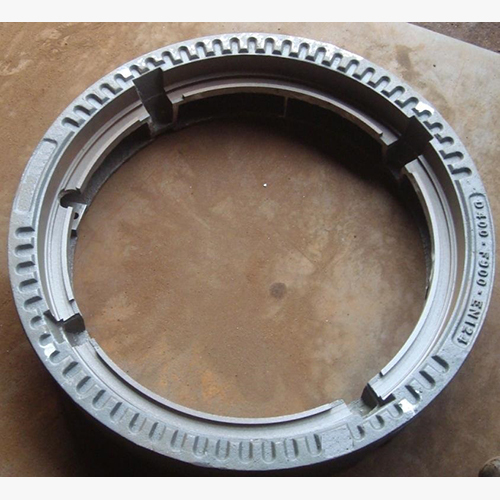 बोर्डिंग एड एप्लीकेशन के साथ ग्रूव और कंक्रीट ईज़ी-लॉक वाला फ़्रेम: ड्रेनेज