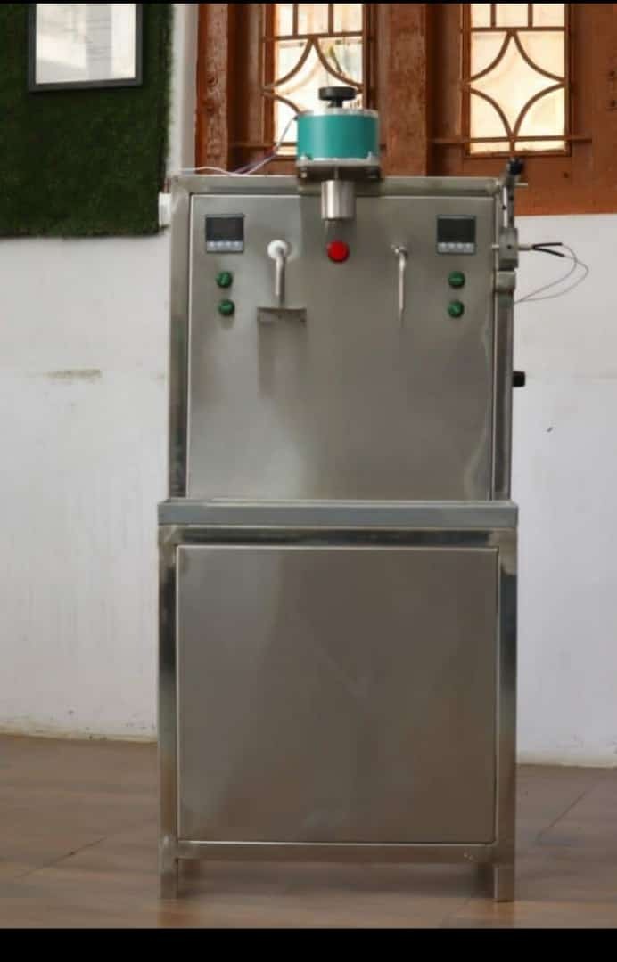 Single Nozzle Juice Filling And Sealing Machine - Semi Automatic, High Quality Juice Filling Equipment