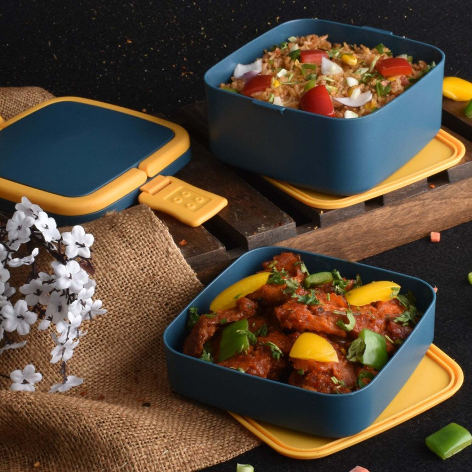 Double-layer Portable Lunch Box - Stainless Steel, 17x15x13 Cm | Stackable Design, Carrying Handle & Spoon Included, Bento Style