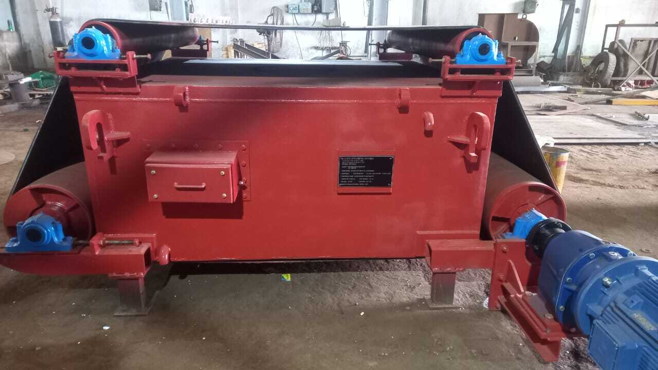 Air Cooled Overband Electromagnetic Magnetic Separator - Application: Sugar Plant