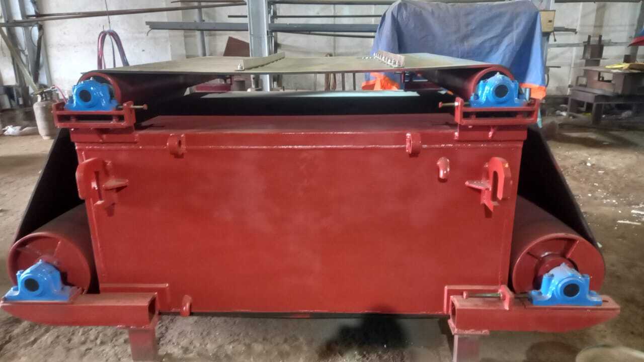 Air Cooled Overband Electromagnetic Magnetic Separator - Application: Sugar Plant