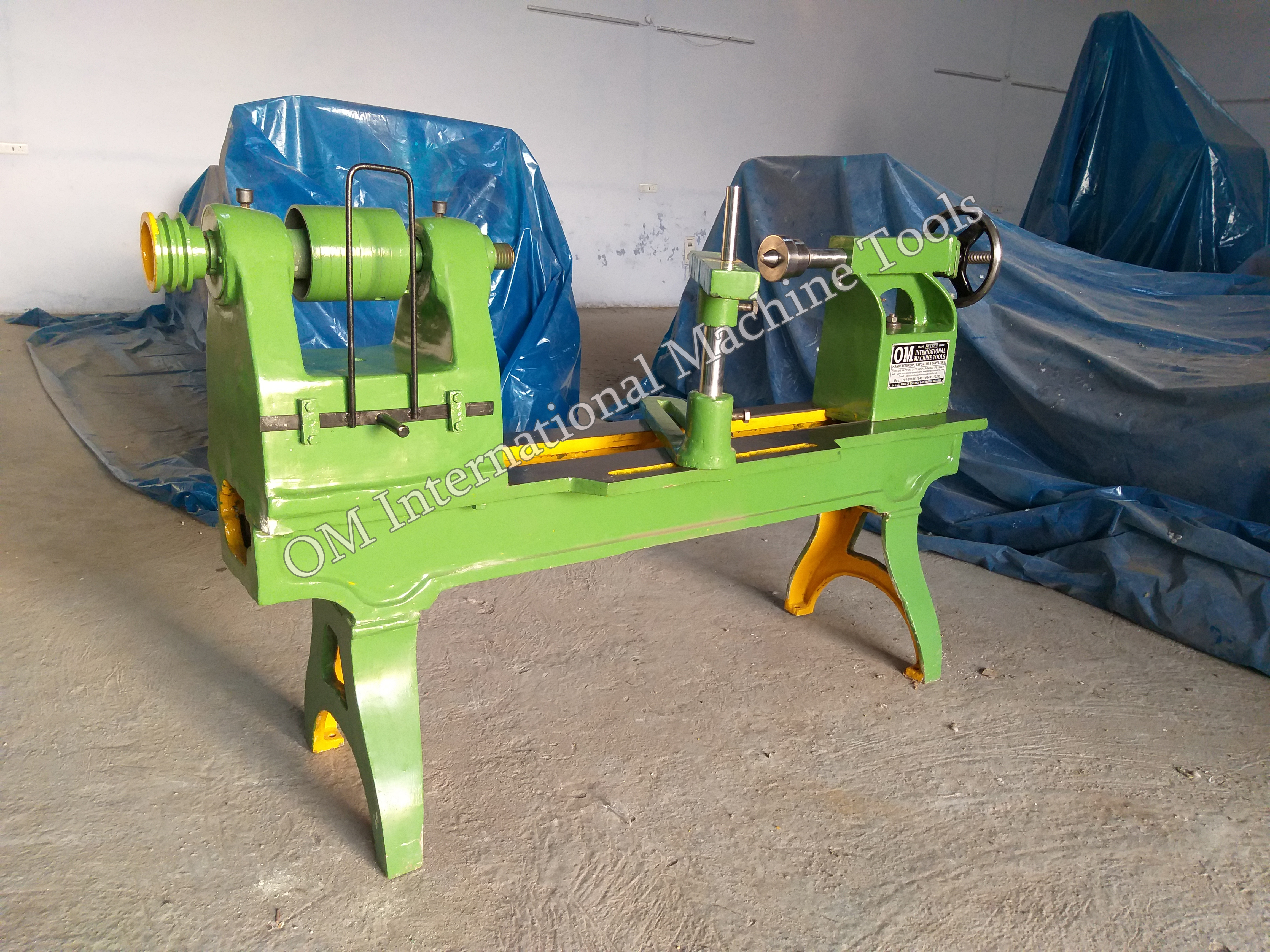 Semi-automatic Spinning Lathe Machine