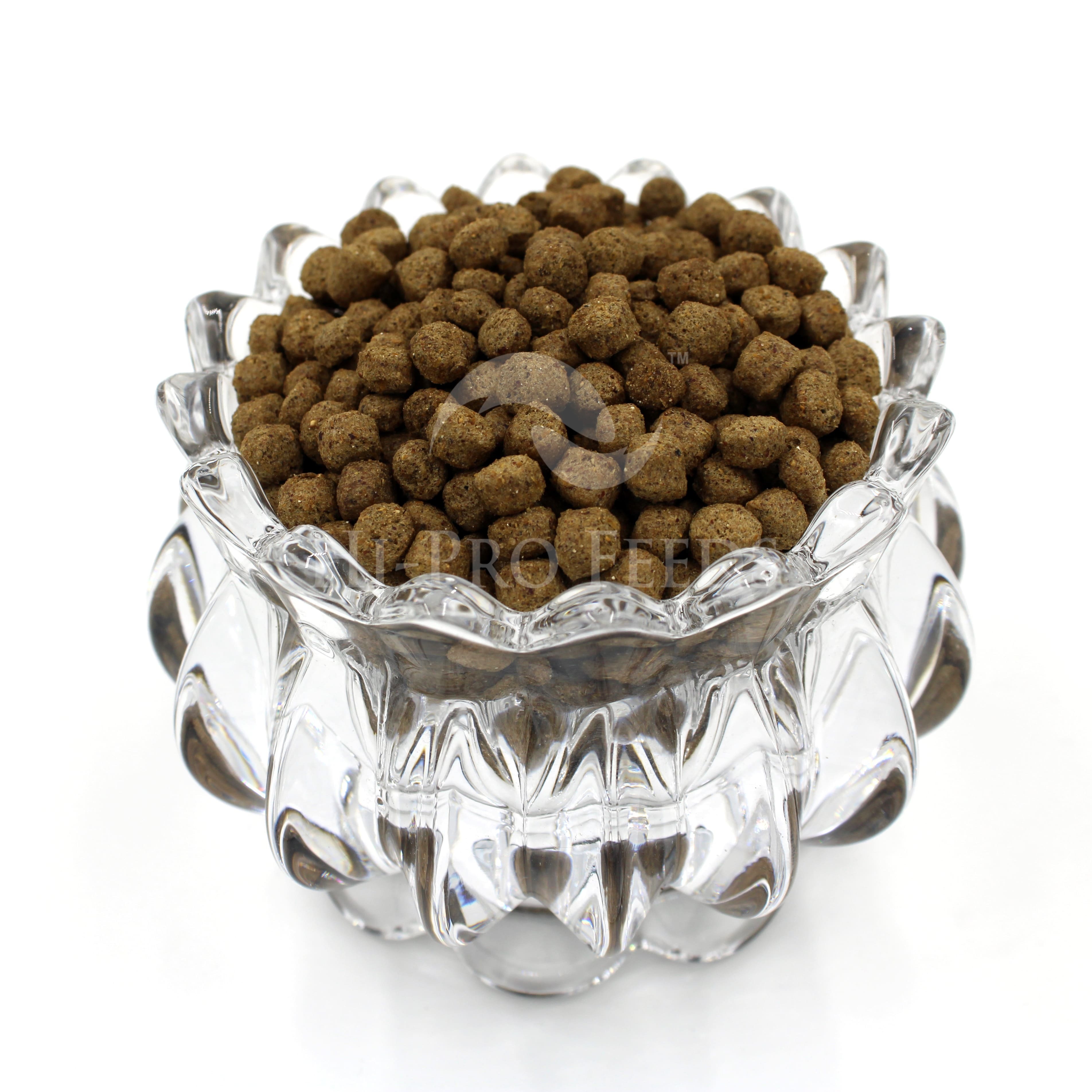 20/3 Standard Floating Fish Feed - Color: Brown