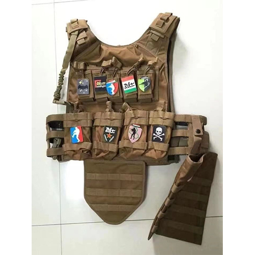 Tactical Military Vest - Color: Camouflage (Multi-shade)