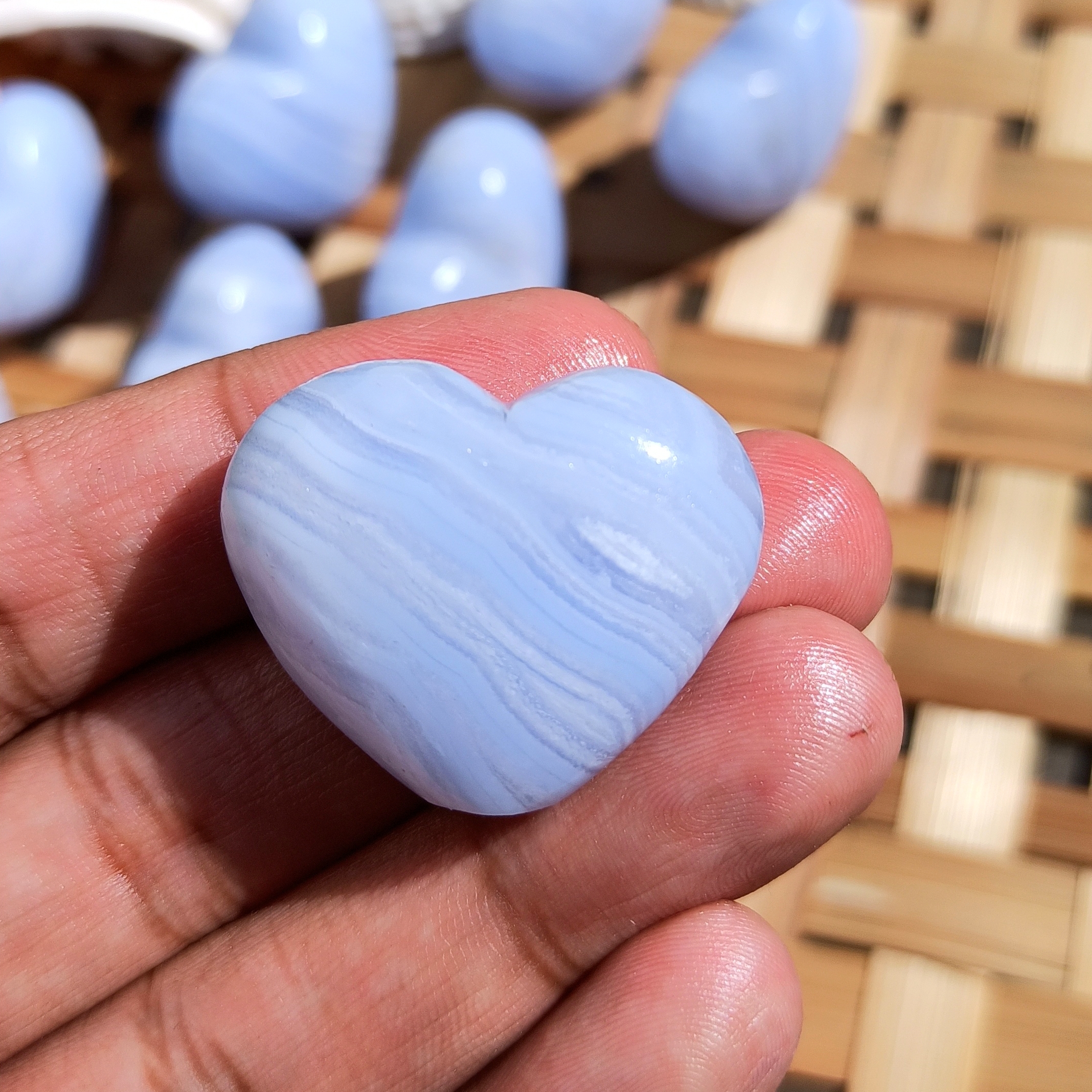 Easy To Clean Blue Lace Agate Heart For Home Decoration