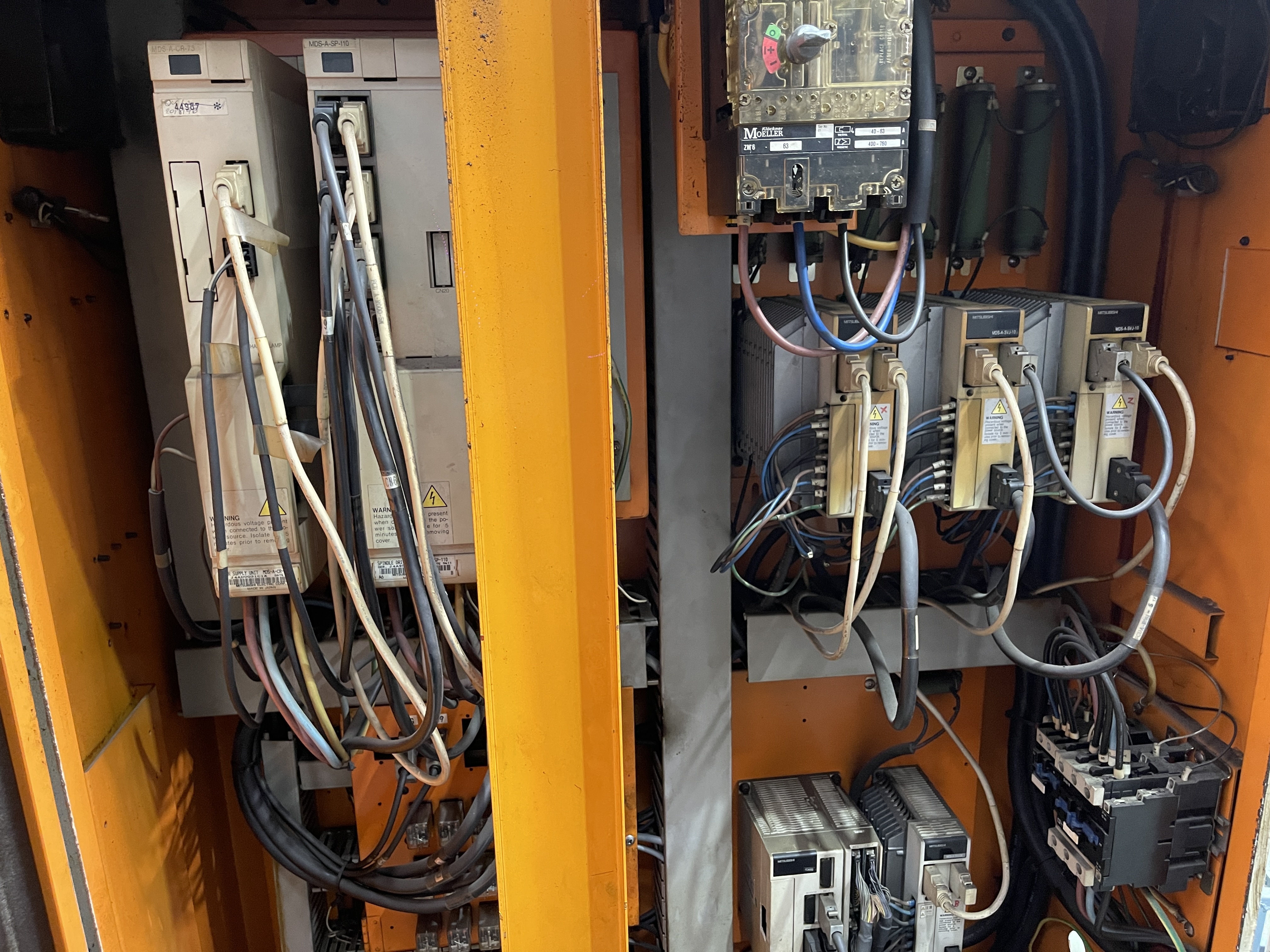 Leadwell 25 Vmc (4-axis)