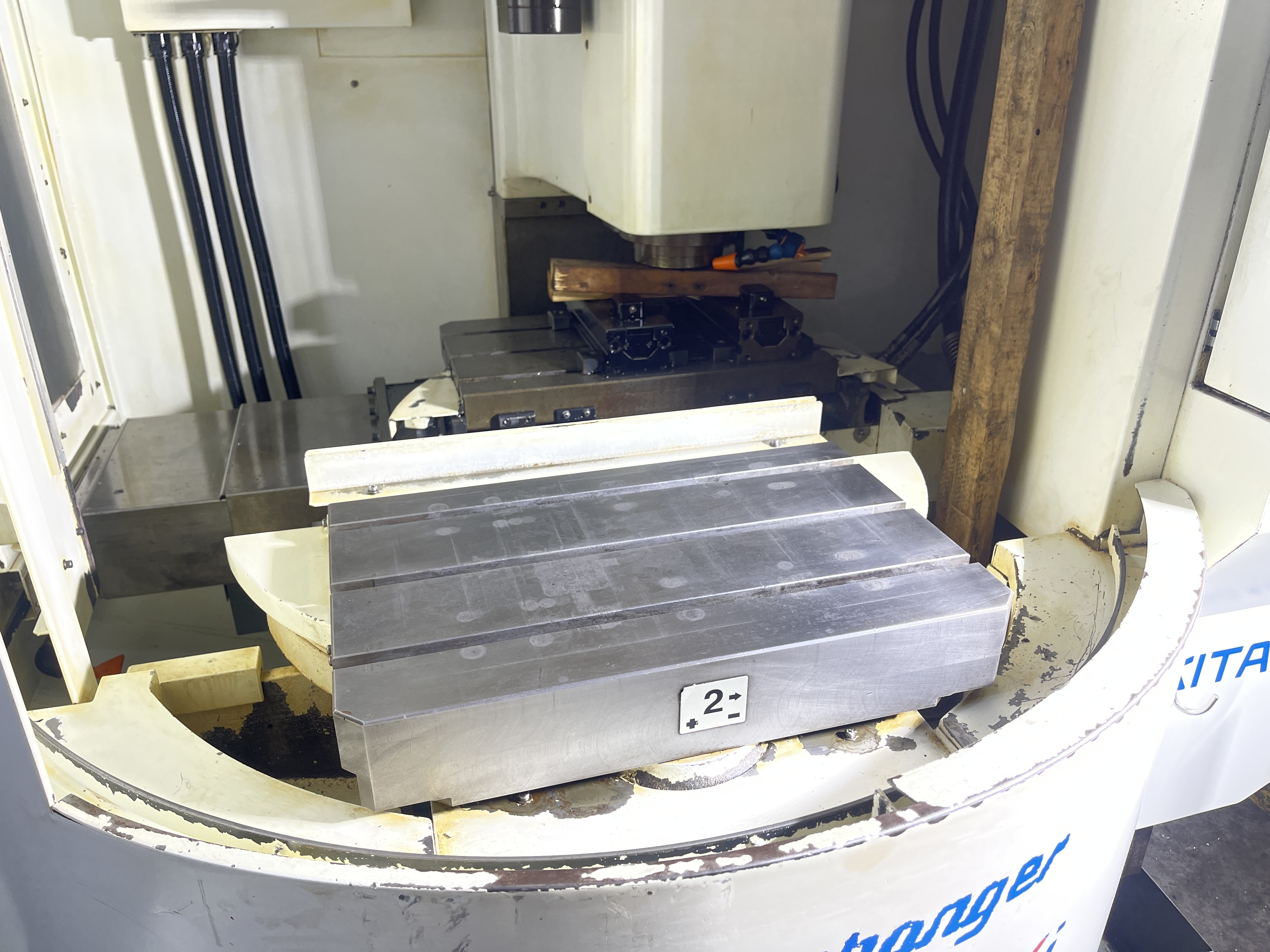 Kitamura Mycenter 2xi Twin Pallet Vmc