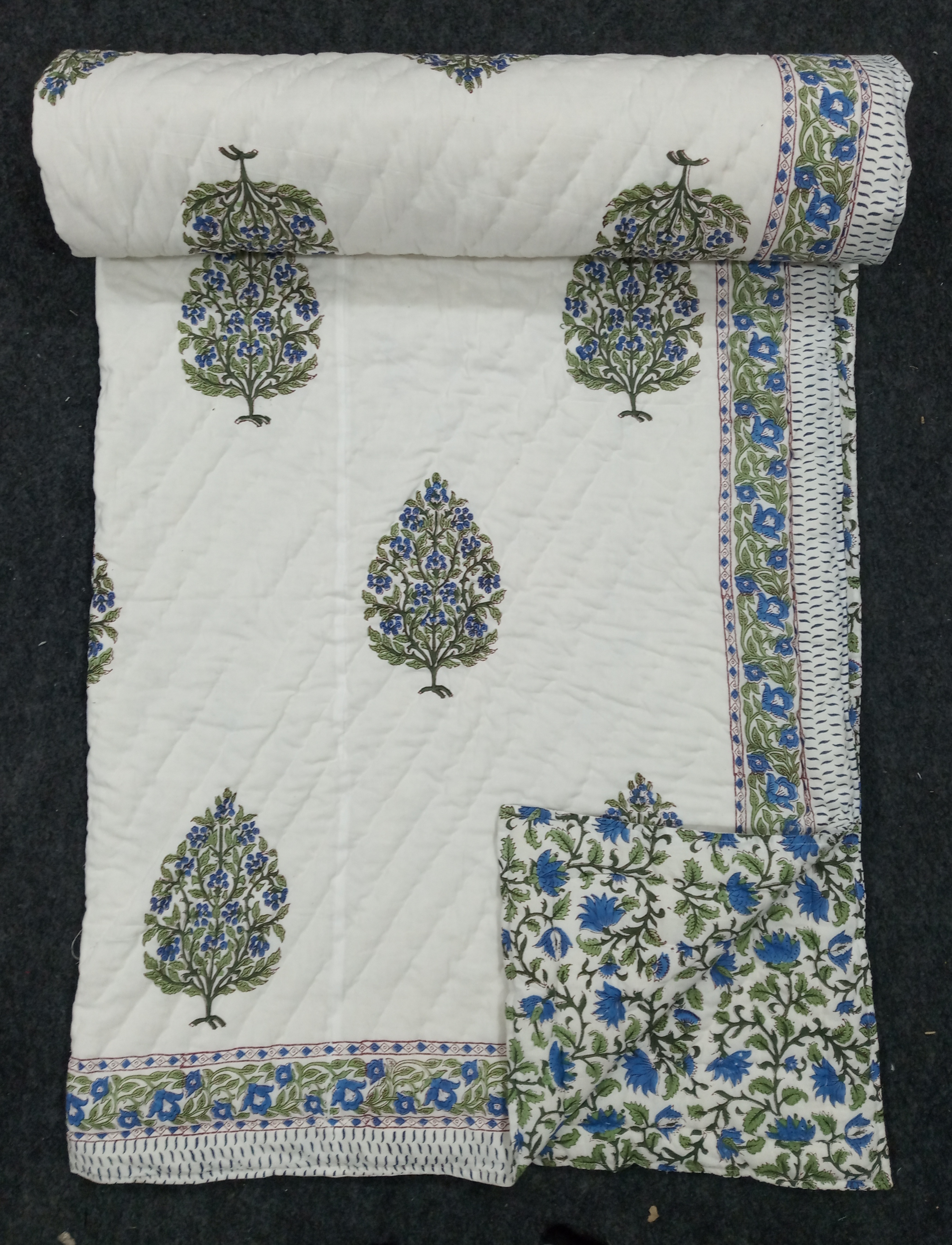 Hand Block Print Cotton Quilt Size: King