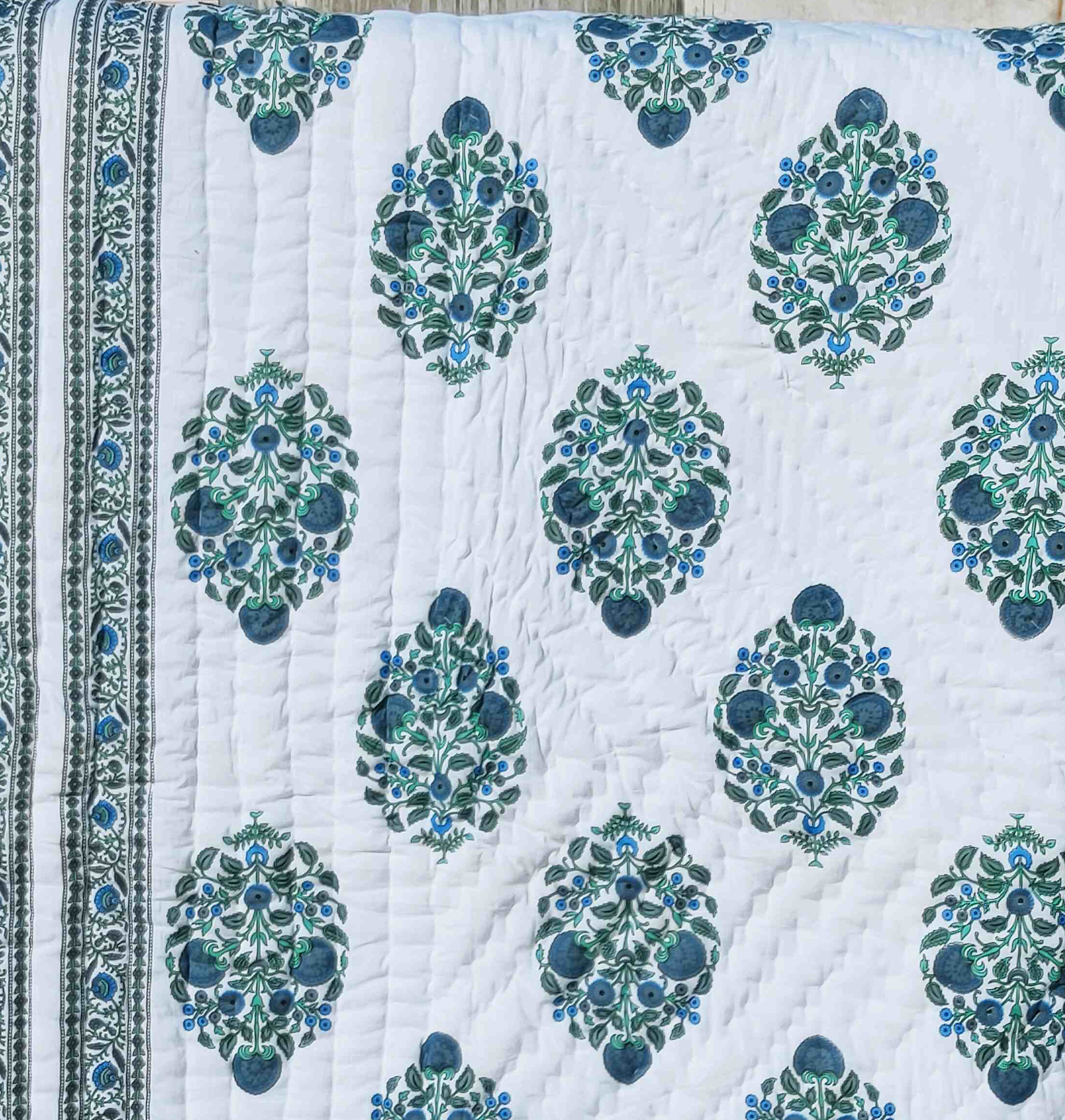 100% Cotton Hand Block Machine Quilt