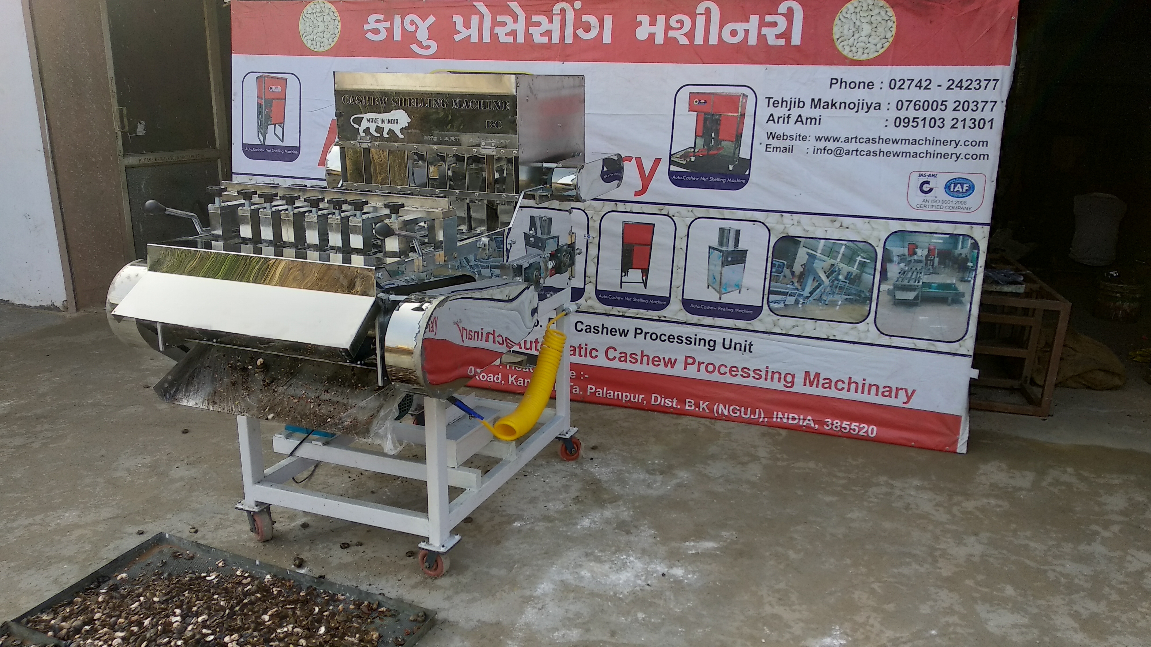 8 - Cutter Automatic Horizontal Cashew Shelling Machine Capacity: 200 To 230 Kg/hr