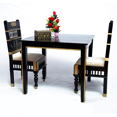 मेटल स्क्वायर पोलिश डाइनिंग टेबल सेट इंडोर फर्नीचर