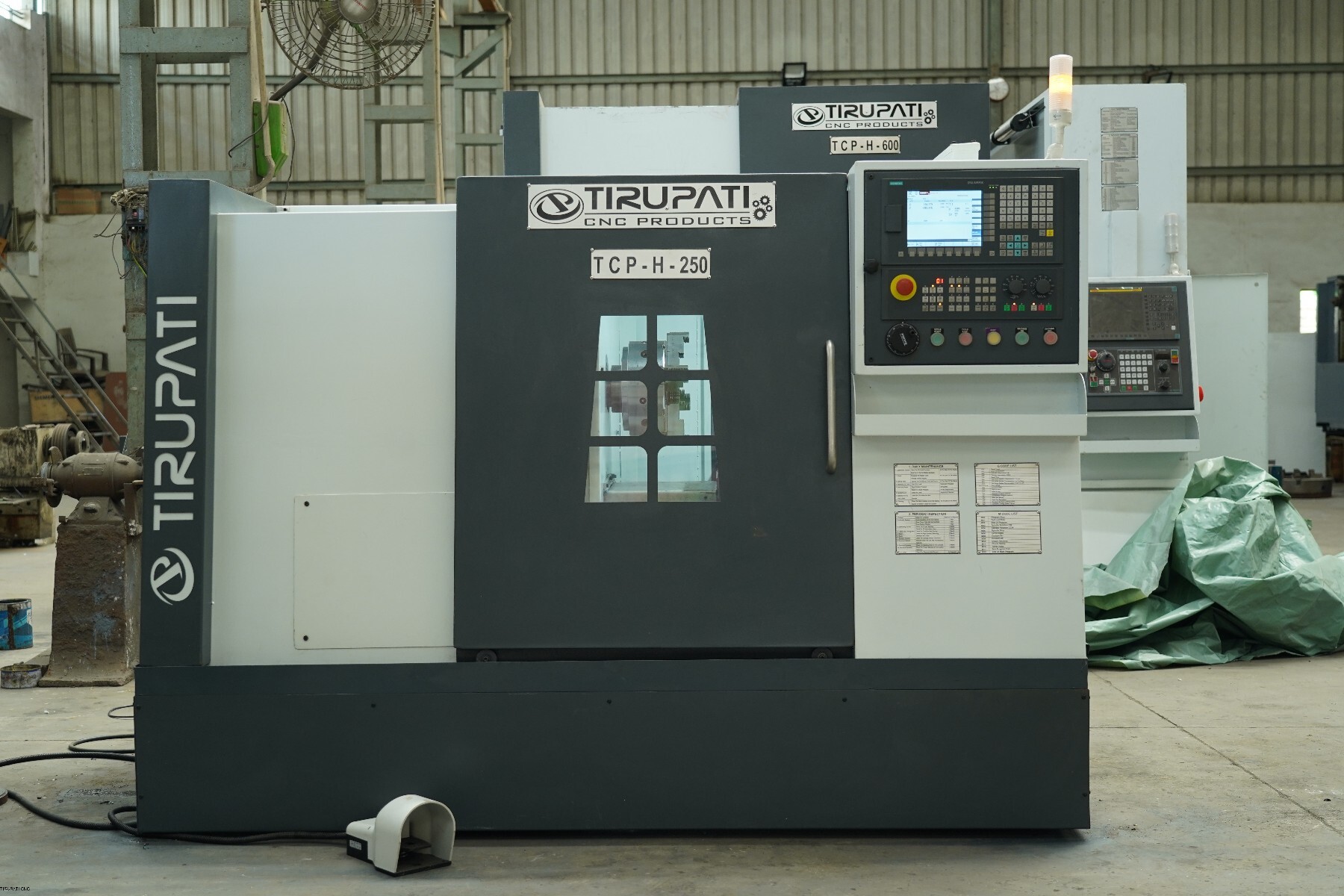 Cnc Lathe Machine - Tcp H-250l-1000 - Feature: Low Energy Consumption