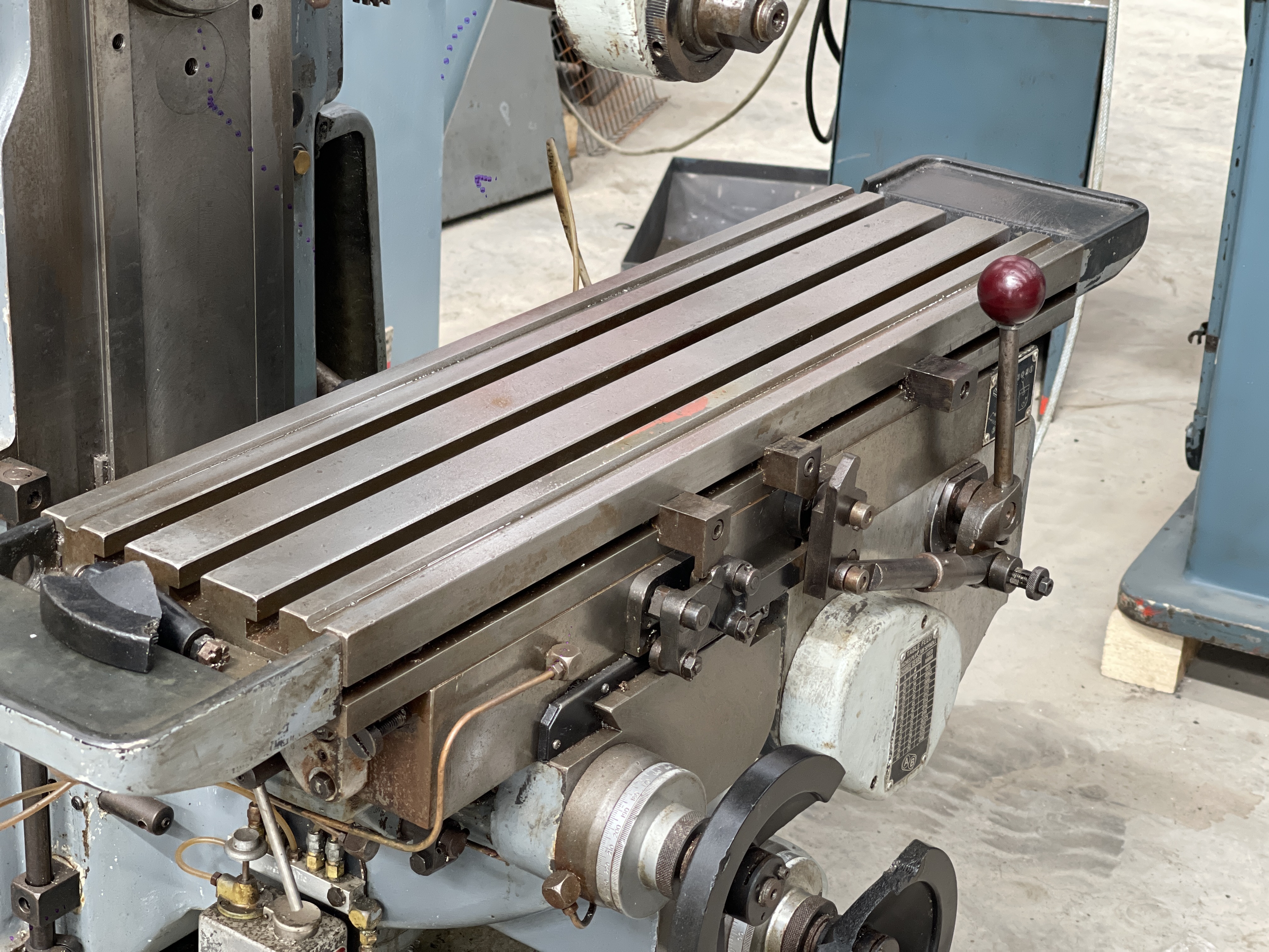 Bridgeport 1es Horizontal Milling