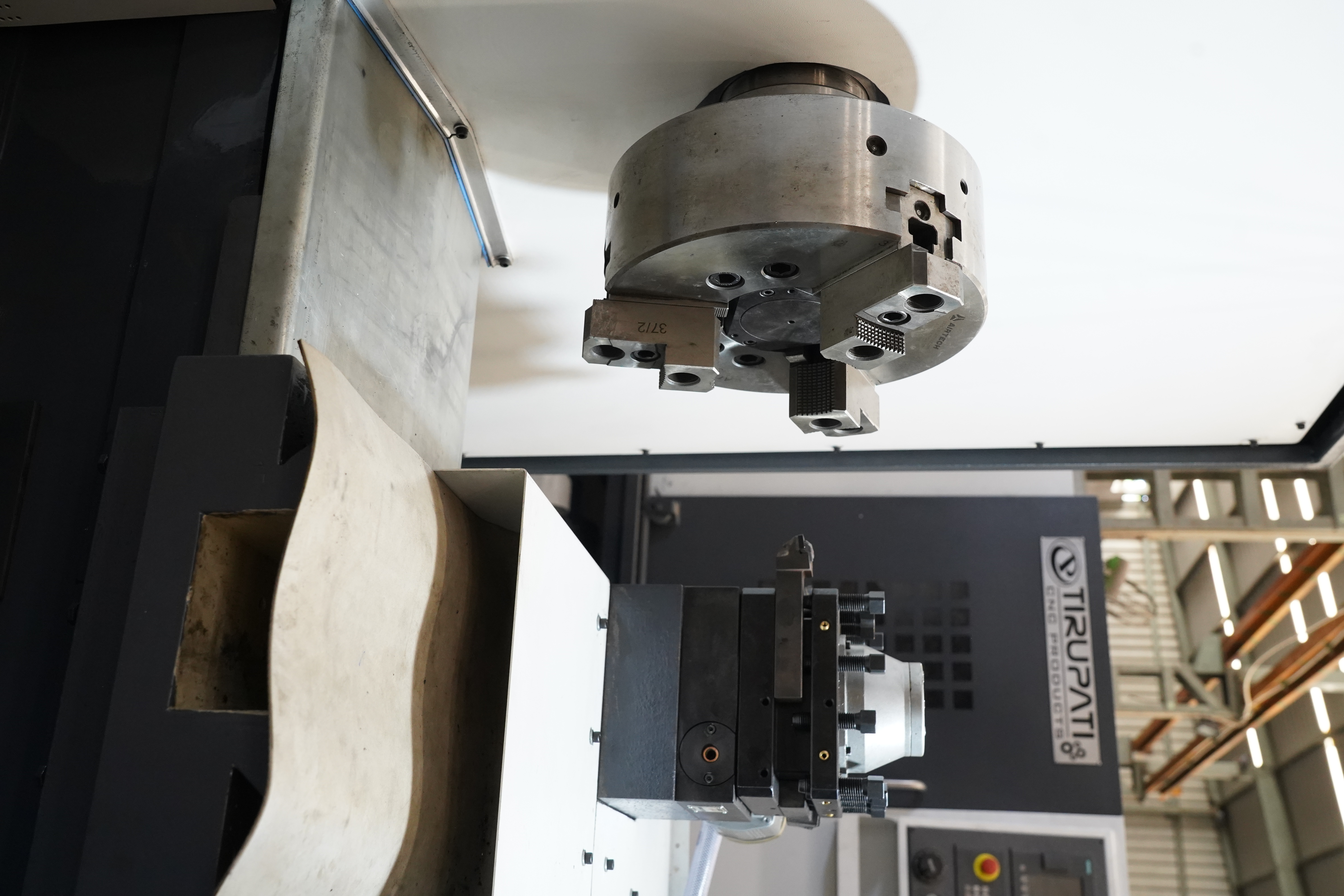 Cnc Lathe Machine - Tcp H-300l-1500 - Feature: High Speed