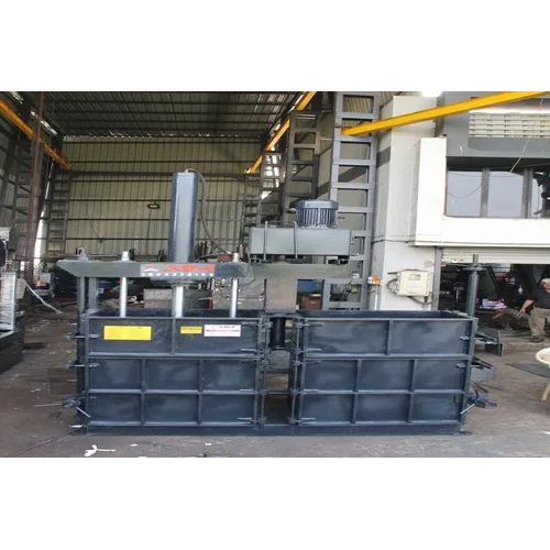 ब्लैक 3 फेज हॉरिजॉन्टल पेट बॉटल बेलिंग मशीन