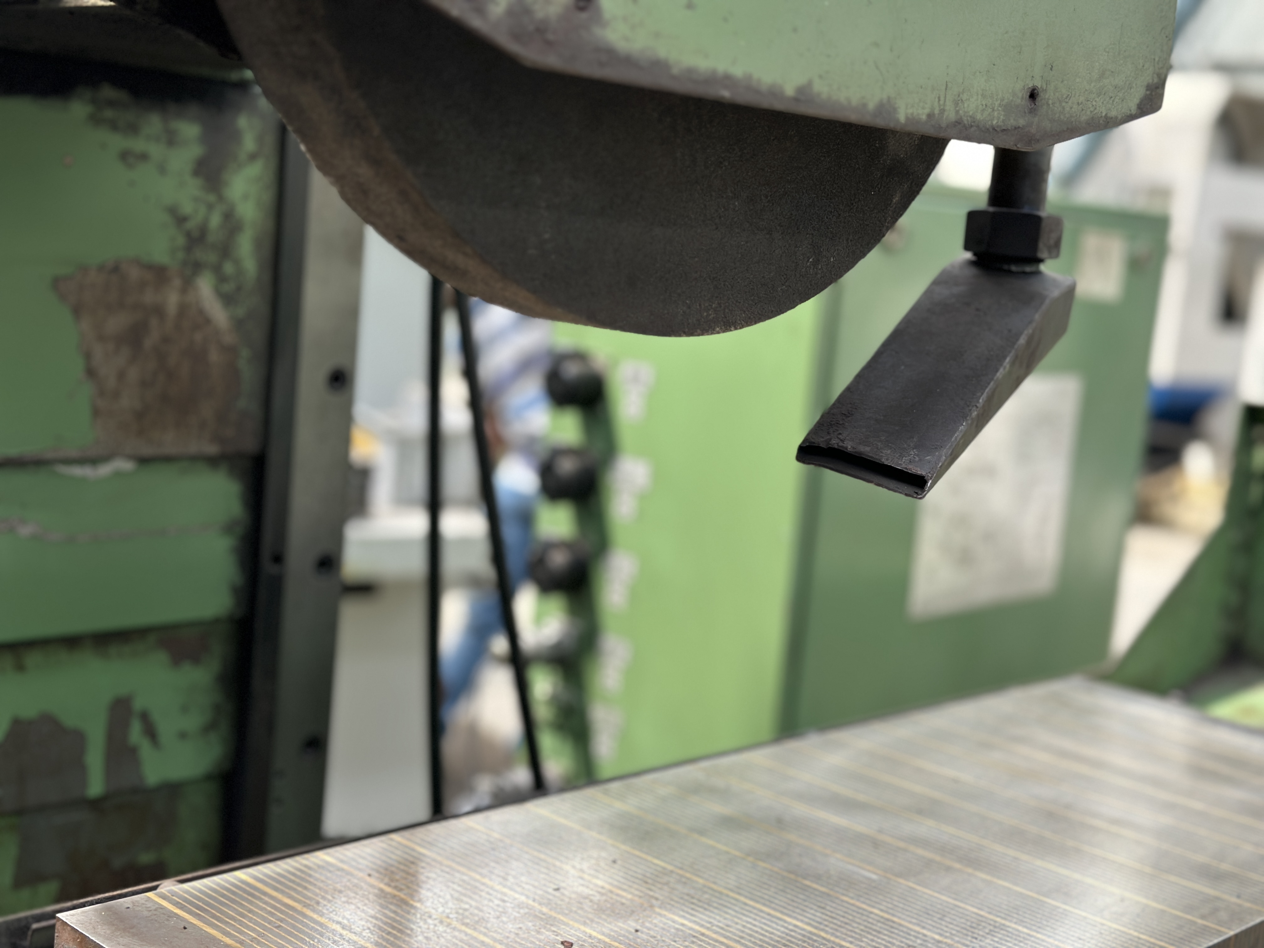 Jotes Spg 3080 Surface Grinder