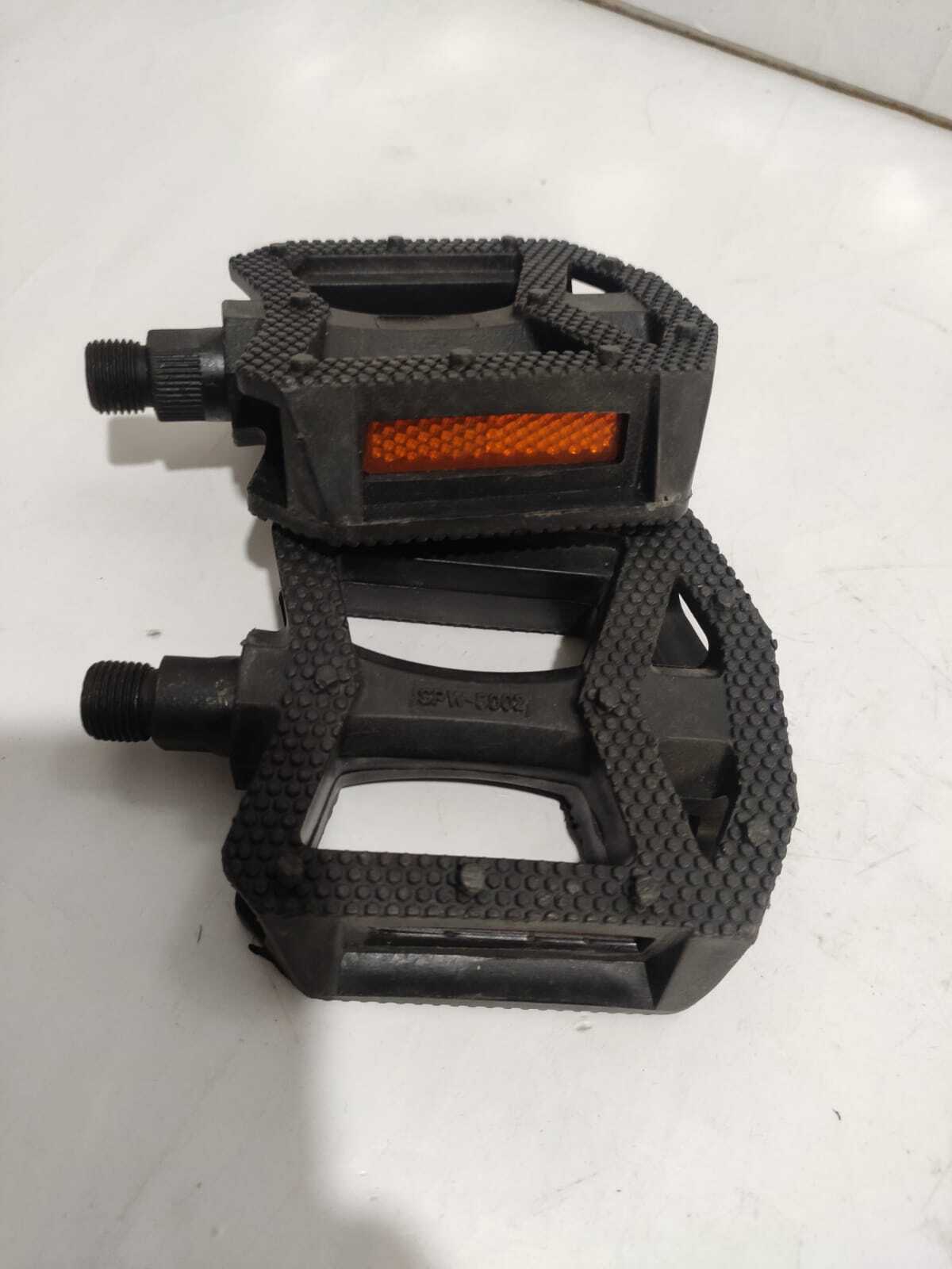 Bicycle Pedal Fox (Plastic) Warranty: Yes