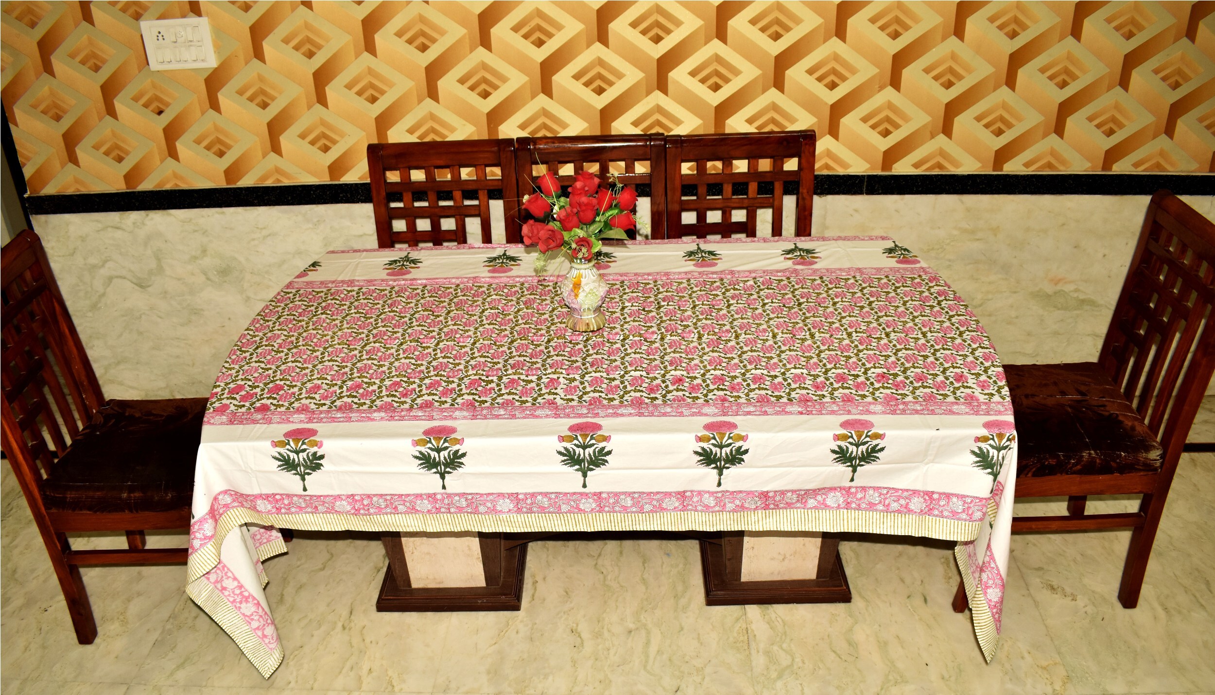 Show As Images Royal Table Cloth