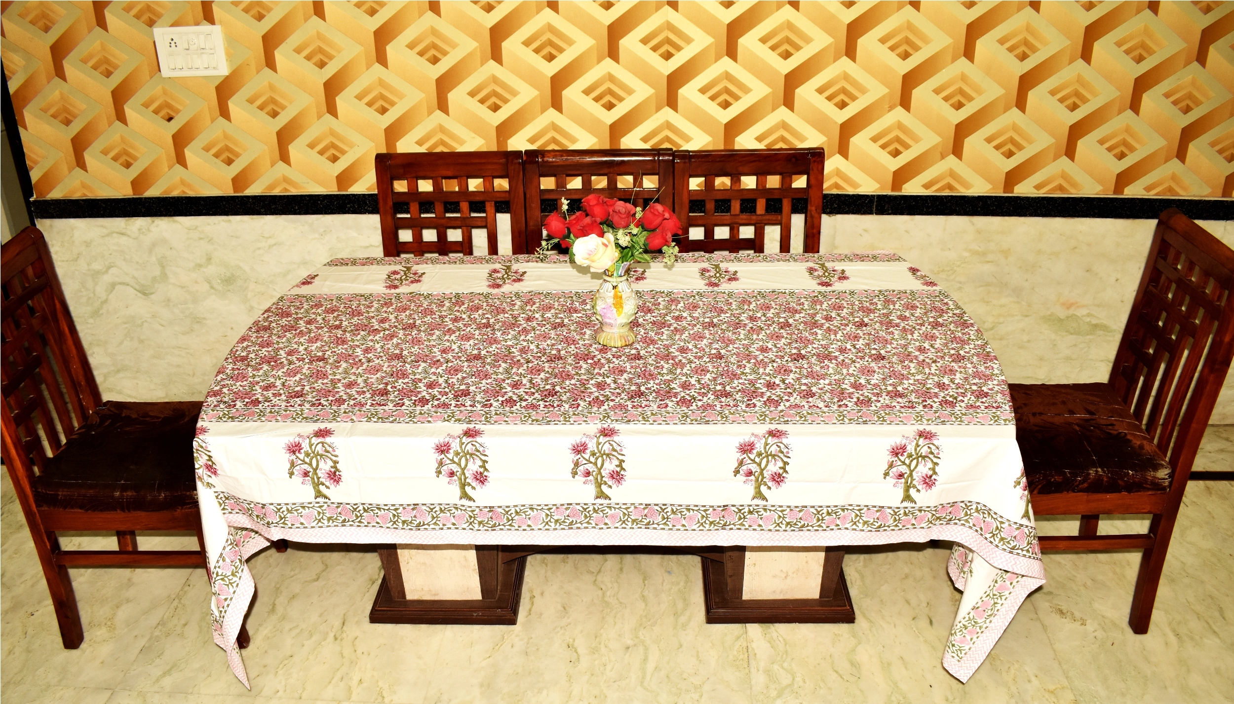 Show As Images Royal Table Cloth