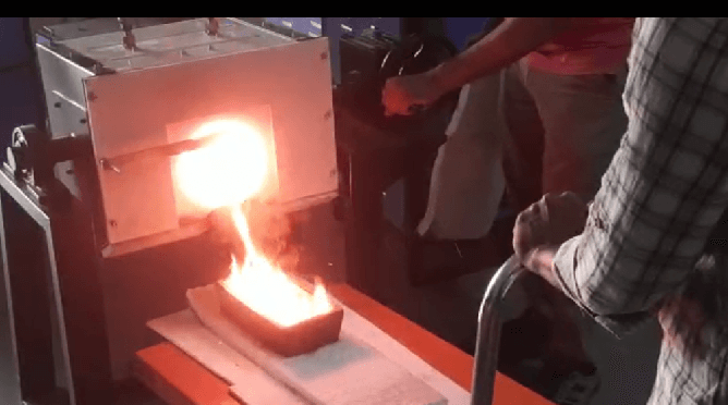 Gray Silver Melting Furnace With Tilting