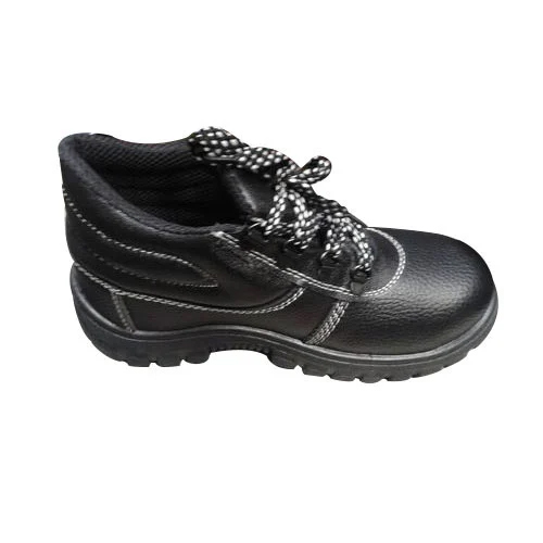 विभिन्न उपलब्ध पुरुषों के सुरक्षा जूते
