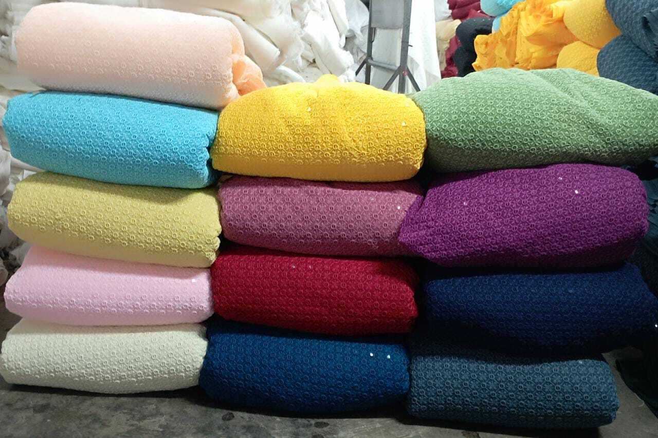 Rayon Poly - Polyester Knitted, 194 Inch Width, Multicolor | Warm, Unstretchable, Plain Texture Suitable For Saree Dress Material