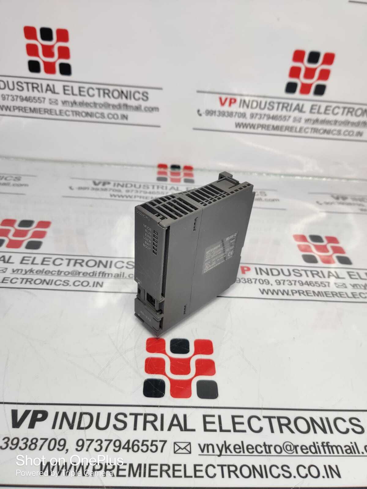 Mitsubishi Plc - Melsec-q02hcpu, 15kw Energy Consumption , 240v Output Type, Black Color, Weight 0.700 Kg, 60mhz Frequency