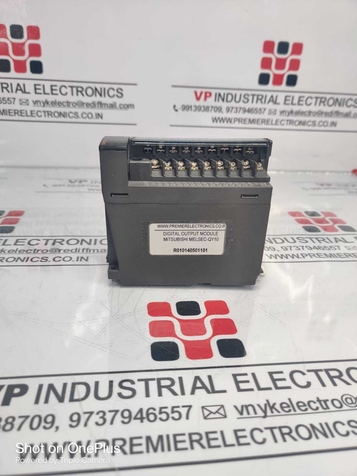 Mitsubishi Digital Output Module - Dimensions: 90x98x27.4 Mm, Black Color | 15 Kw Energy Consumption, 240v Output Type