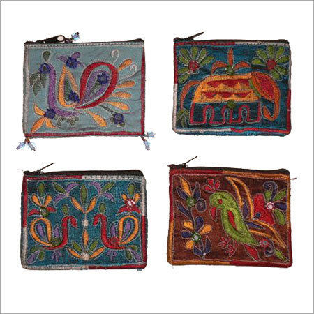 Embroidered coin Purse