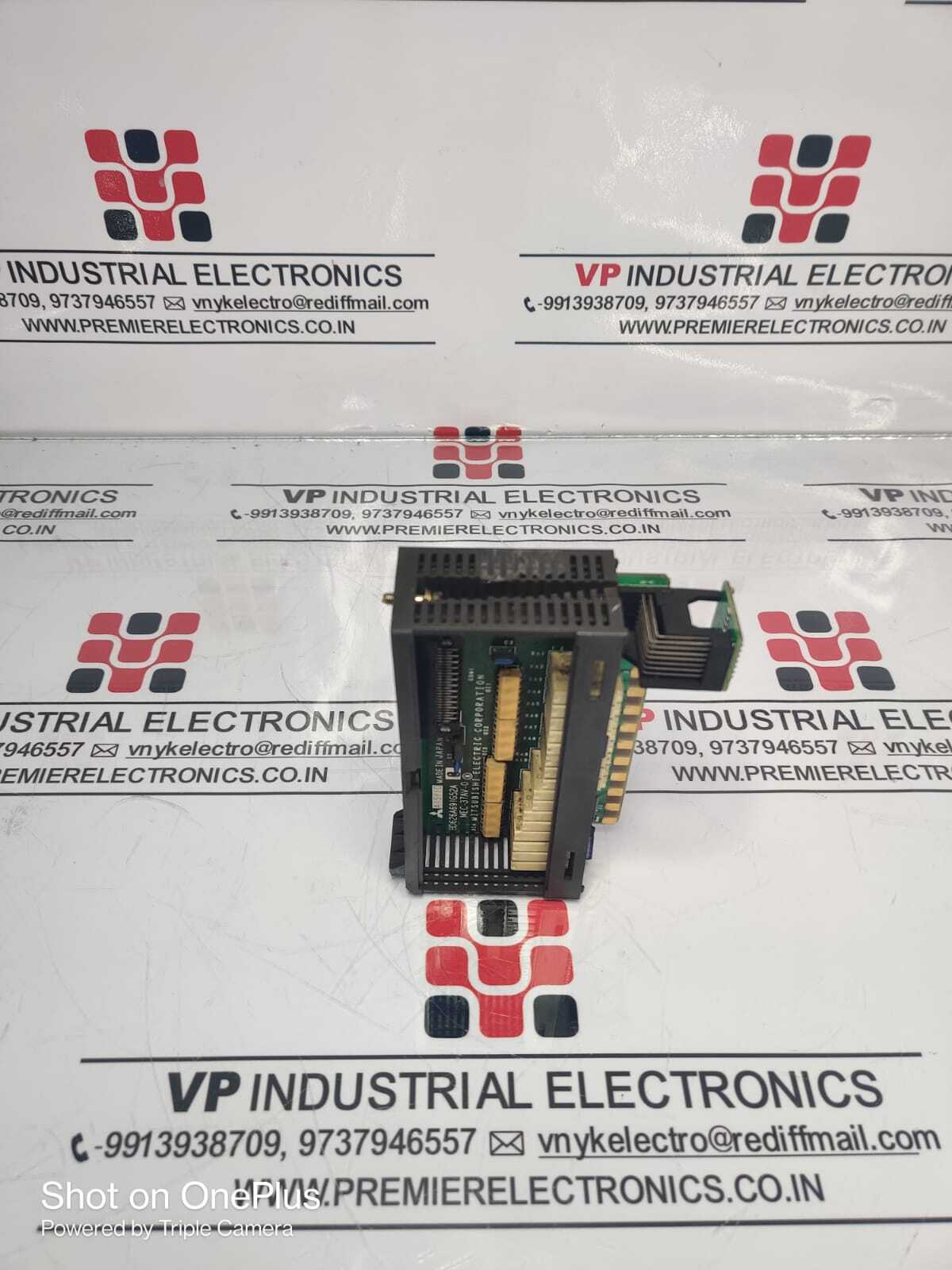 Mitsubishi Output Module A1sy10 - 16 Output Relay Module | Black, 24 V Dc - 120 V Ac, 2 A Max Current, 100,000+ Electrical Life, 30 Hz Frequency, 15 Kw Energy Consumption, 0.69 Kg Weight