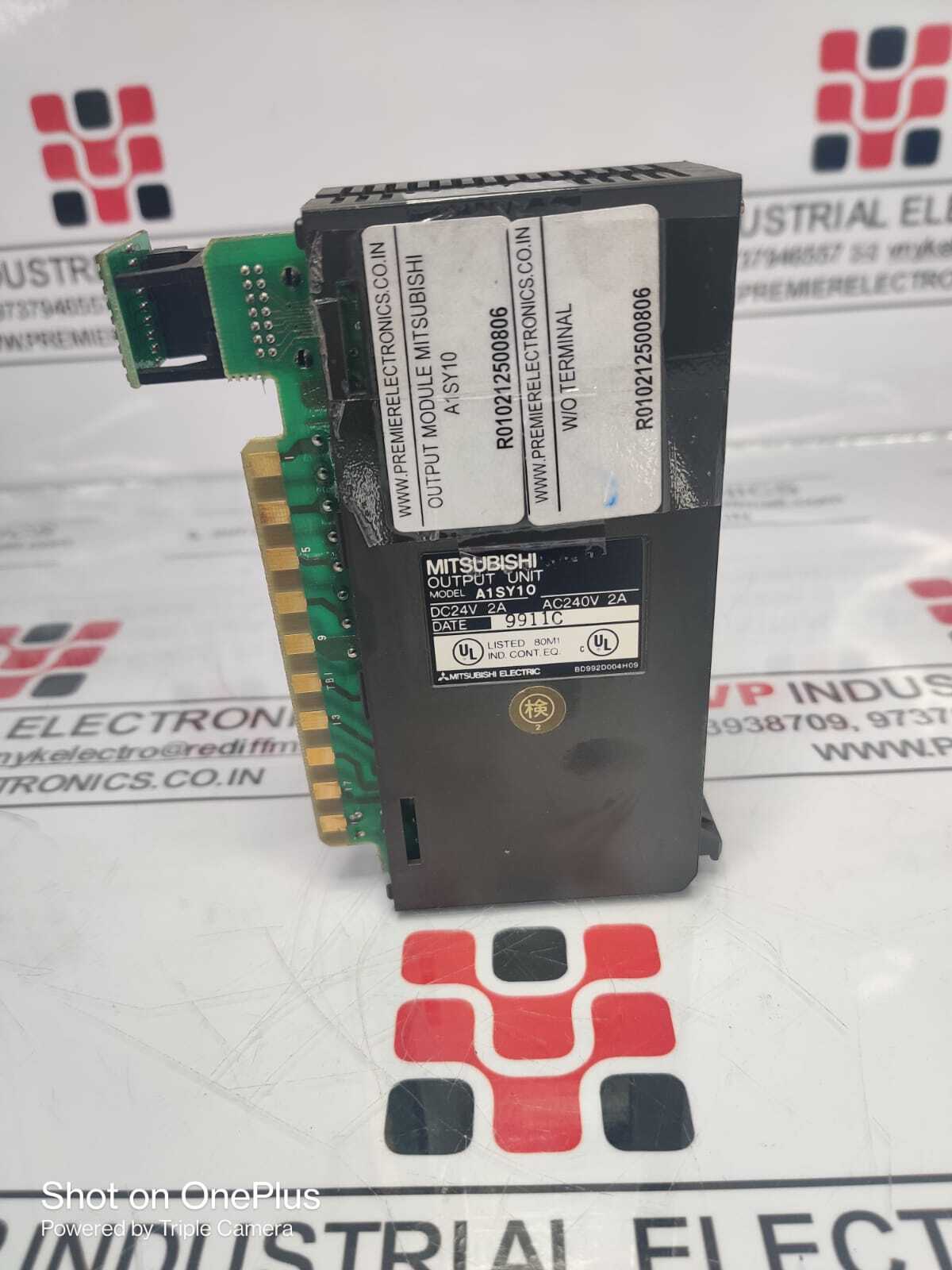 Mitsubishi Output Module A1sy10 - 16 Output Relay Module | Black, 24 V Dc - 120 V Ac, 2 A Max Current, 100,000+ Electrical Life, 30 Hz Frequency, 15 Kw Energy Consumption, 0.69 Kg Weight