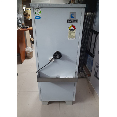 Water Coolers - Stainless Steel, 364x505x1117 Mm | 8000 Ml Capacity, Silver Finish, Ideal For Industrial Use, 220 Volt Heating And Cooling System