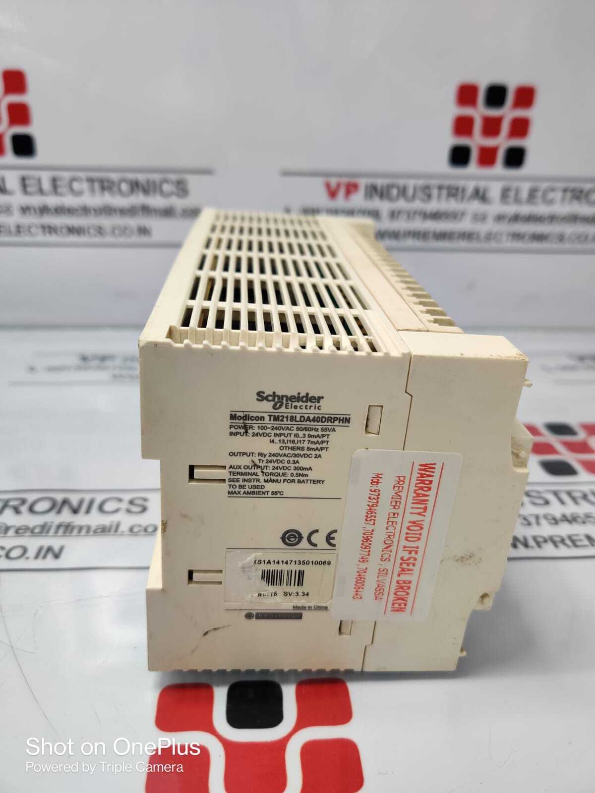 Schneider Plc Module - 60 Mhz, 240v Rated Voltage, White Color | 1.5kw Energy Consumption, 0.34kg Lightweight, Industrial Application