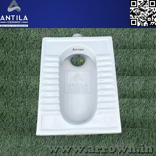 सफेद उड़ीसा पैन टॉयलेट सीट