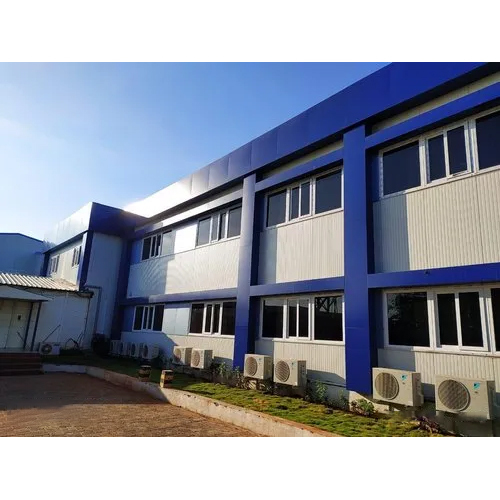 सफेद और नीले रंग के पूर्वनिर्मित मॉड्यूलर कार्यालय भवन