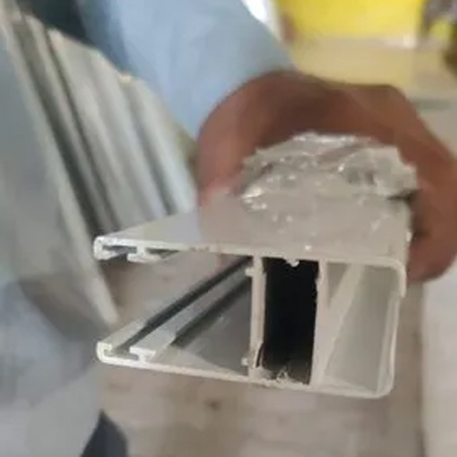 सिल्वर डोमल हैंडल एल्युमिनियम प्रोफाइल